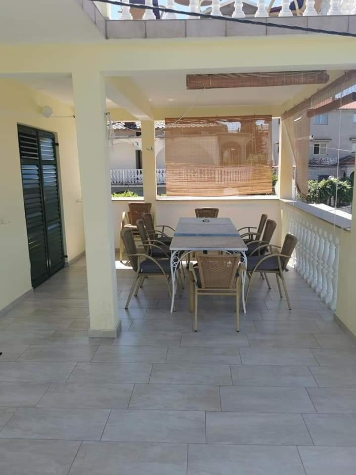Apartments Boric โลปาร์ ห้อง รูปภาพ